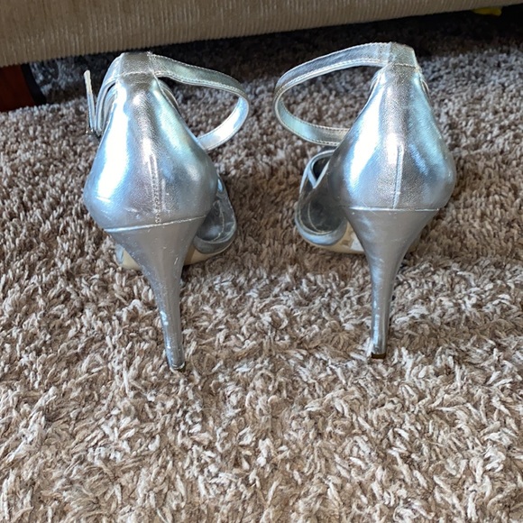 BCBGeneration silver/transparent Cynthia heels - Picture 5 of 10